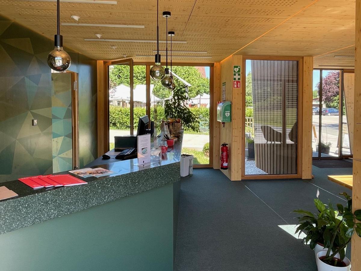 林德霍夫胡梅尔斯伯格酒店 彭米斯伯恩 外观 照片